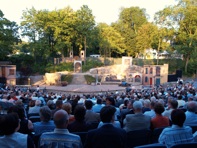 Die Freilichtbühne Rosengärtchen ist Schauplatz der Wetzlarer Festspiele.